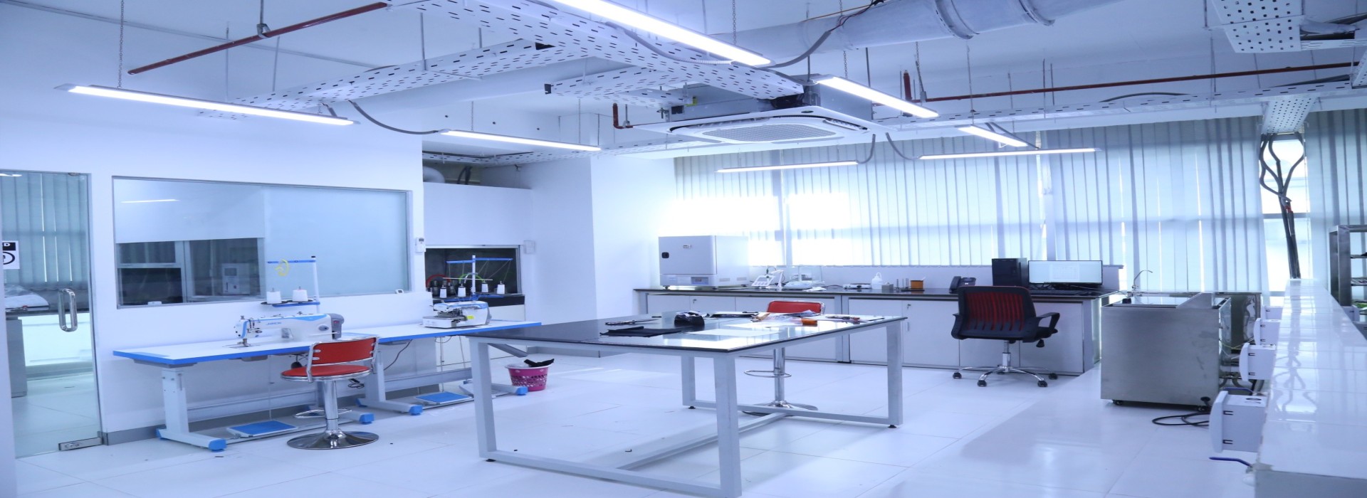 1775020462_Picture16.jpg slide